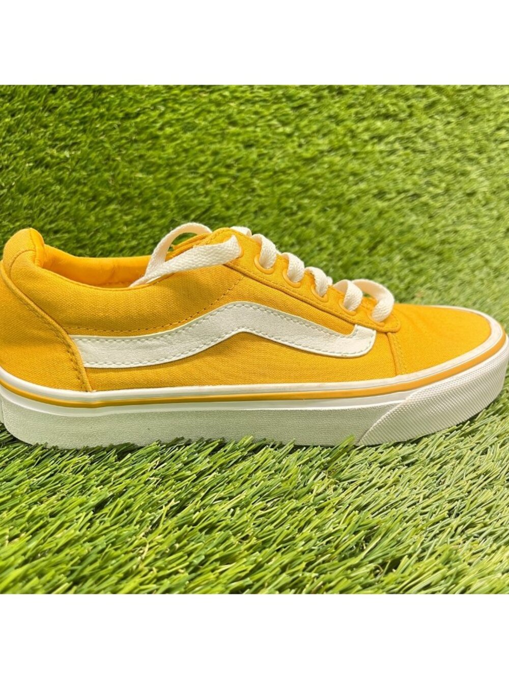 Vans Old Skool Womens Size 6 Yellow White Athletic Skateboard Shoes Sneakers